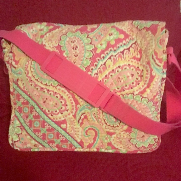 Vera Bradley Handbags - Vera Bradley Pink Paisley Messenger/Diaper Bag